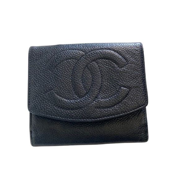 CHANEL Handbags - Vintage Chanel CC Wallet Black Caviar Leather​